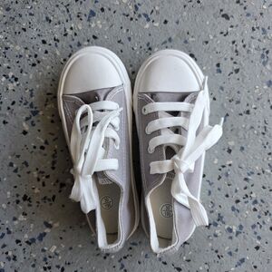 Unisex Gray Canvas Sneakers